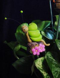 Polymer Clay Garden and Plants Pals -Handmade of Polymer Clay and/or Porcelain. Beautiful to decorate your garden and your interior plants. Please choose the character with your order.More  characters and designs will be available soon!